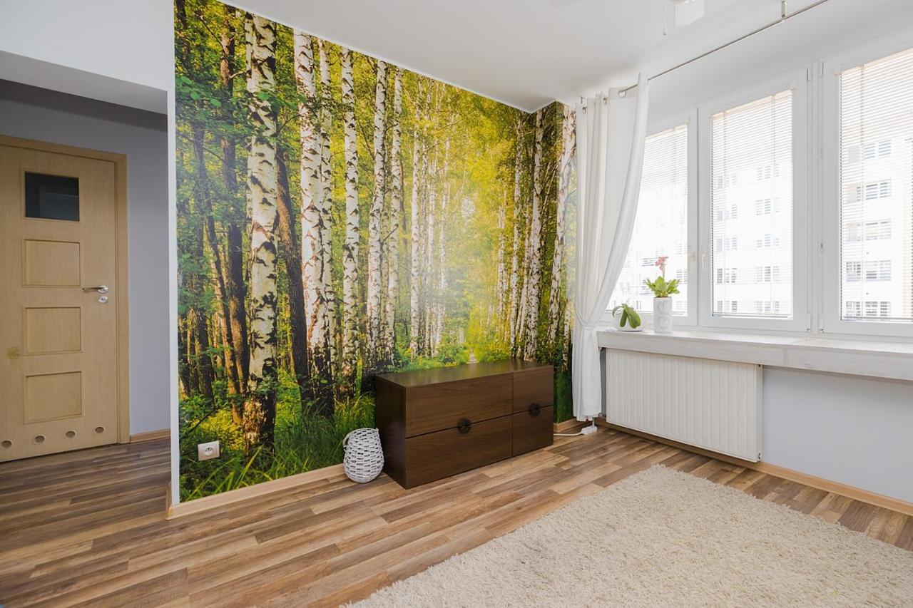 Stay With Friends In Варшава Екстериор снимка